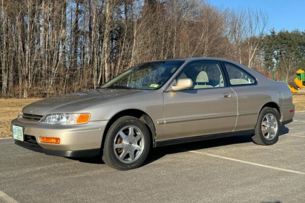 1995 Honda Accord EX Coupe - Image 9