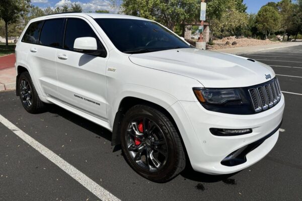 2016 Jeep Grand Cherokee SRT